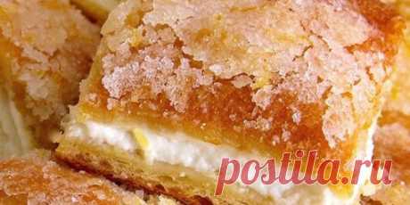 По-моему, я еще никогда так не радовалась окончанию Великого Поста, как в этом году. Тяжело он дался и с моральной точки зрения, и с физической... Но испытания позади, и теперь в награду за то, что мы их так или иначе выдержали, можно баловать себя сладостями и приятностями. Вот, например, наивкуснейший лимонный пирог - глядя на картинку, не хочется ли тут же бежать на кухню и готовить? В общем-то, я пока не знаю, на самом ли деле этот рецепт настолько великолепен, как мне...