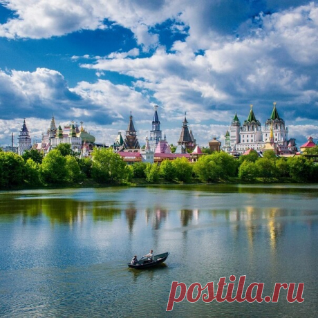 ღМоя Россия щедра просторна и любима.
Желает быть тобой любима. 
Надежд твоих желанных свет. 
Трудов твоих и отношений добрых. 
Желает мне добра Россия. 
Здоровья, много счастья. 
Любви большой, любви прекрасной. 
Достатка много и добра. 
Всех благ земных, и даже больше. 
Желаний и трудов достичь. 
Всех благ тебе, моя Россия.
                 ***