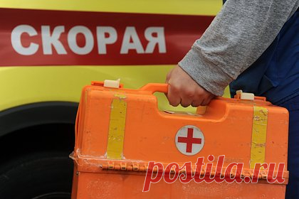 Российскому подростку сломали нос за переписку с девушкой