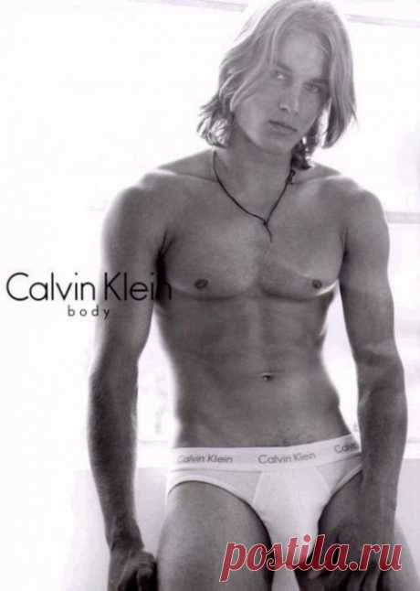 Travis Fimmel Travis Fimmel