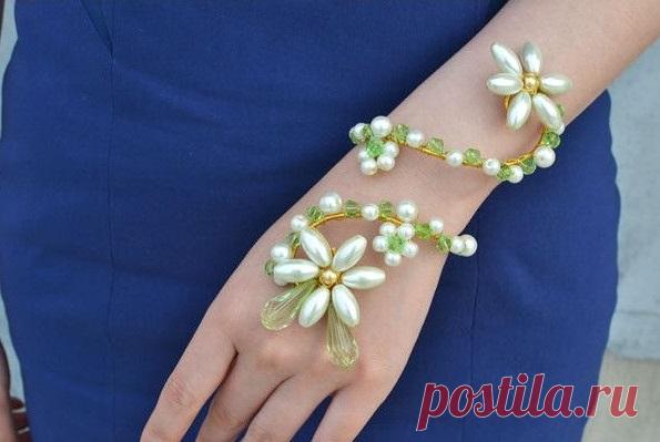 Браслет из бусин и проволоки своими руками