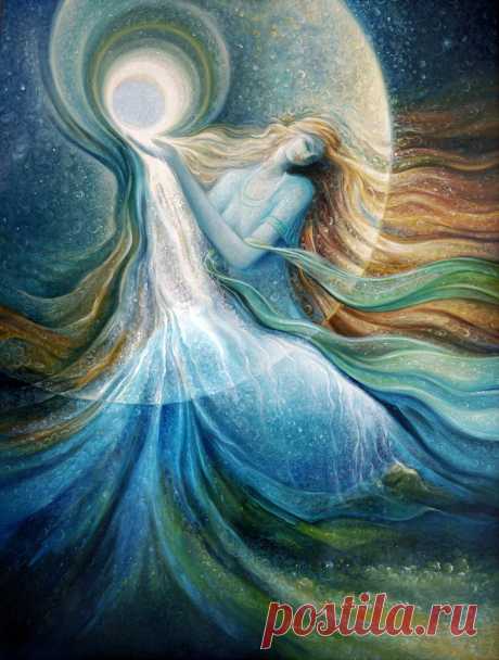 Sensual women in art, female beauty, figurative paintings of goddesses