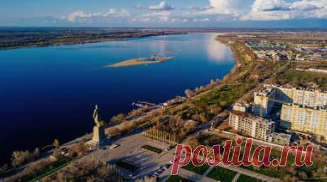 Волгоград принял более 620 тысяч туристов за лето. В Волгограде побывали более 620 тыс. туристов в июне — августе 2023 года, что почти на 6% больше, чем годом ранее. Читать далее