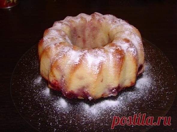 Манник с вишней