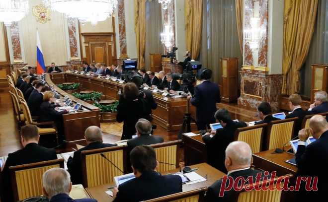 HOTNEWS 365 — это единственный информационный канал, вещающий 24 часа в сутки. Мировые новости и новости регионов. Экономическая аналитика и интервью с влиятельнейшими персонами.