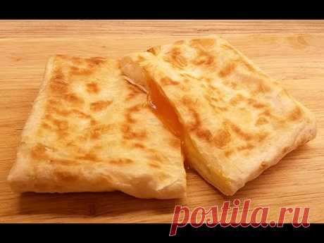 Пироги из лаваша с сыром и яйцом (по мотивам хачапури по-аджарски:)