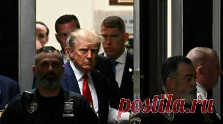 Политика давления: Дональду Трампу предъявили обвинения в попытке изменить итоги выборов 2020 года. Большое жюри присяжных штата Джорджия выдвинуло обвинения против экс-президента США Дональда Трампа о попытке незаконно изменить результаты президентских выборов в 2020 году. Кроме миллиардера по делу проходят ещё 18 обвиняемых, в том числе экс-глава аппарата Белого дома Марк Медоуз и адвокат и соратник 45-го президента США Руди Джулиани. Прокуроры выдвинули обвинения против них в рамках закона…