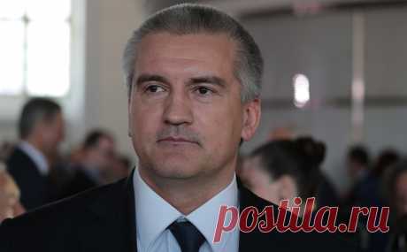 Аксенов заявил о снятии водной блокады Крыма. По словам главы Крыма, для пуска воды в Северо-Крымский канал нужно провести еще некоторые технические работы. Он пообещал, что специалисты смогут это сделать завтра