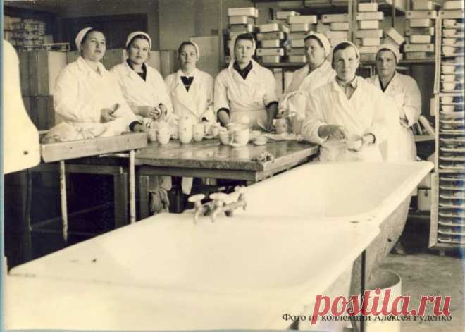 Аэрофлотовский цех бортового питания. Хабаровск, 60 - е годы. / Назад в СССР