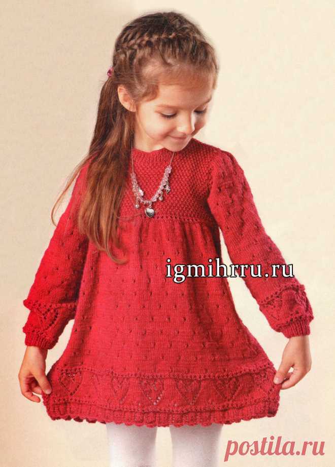 Красное платье с сердечками для девочки 3-4 лет. Вязание спицами