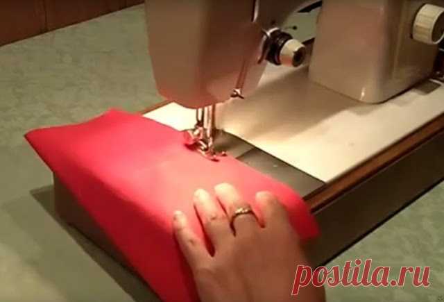 Секреты шитья. 5 полезных советов 


Секреты шитья. Как сшить ровный край на примере А-образного силуэта
http://www.youtube.com/watch?v=8_aOS_OfyKQ

Хитрости шитья: если края А-образного силуэта сшить от широко края к узкому, вещь буд…