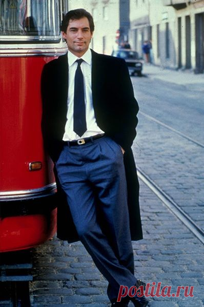 Тимоти Далтон