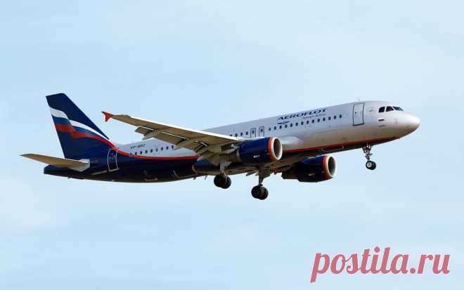 Airbus A320 совершил аварийную посадку в Шереметьево. К нему направляются пожарные расчеты | Журнал Esquire.ru