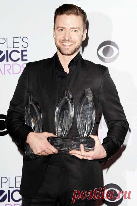 Самые стильные знаменитости и триумфаторы церемонии People's Choice Awards 2014