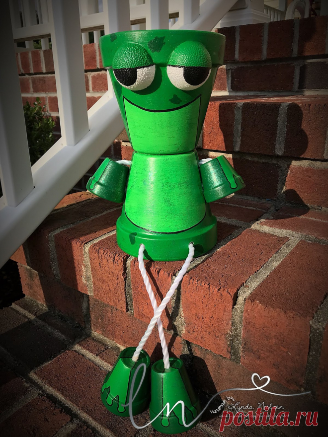 Lynda's Scrappy Place: My Hand Painted Flower Pot People