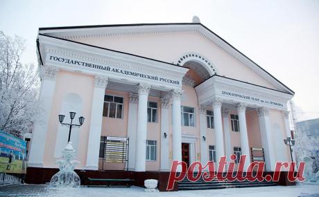 Актеры и техперсонал Русского театра в Якутске получили повестки. Директор сообщил, что часть актеров и технических сотрудников пригласили для сверки данных, некоторым приказали явиться в пункт сбора. По данным «Комсомольской правды», всего в военкомат отправились 19 работников театра