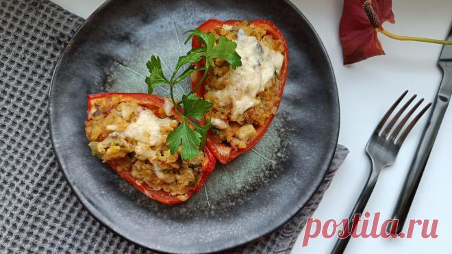 Перцы с рыбно-овощной начинкой: готовим необычные фаршированные перчики Статья автора «#homeaesthetics» в Дзене ✍: В местном магазине мы периодически покупаем филе минтая. Конечно, можно купить целую рыбу. Но мне нравится порционное филе, которое не нужно чистить и резать.