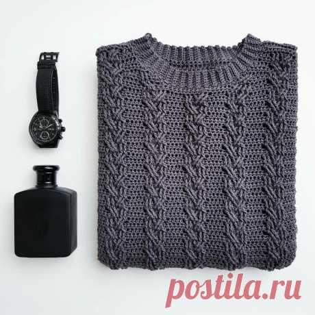 (3) Facebook