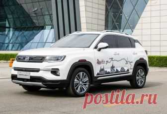 Changan CS35 2019 – кроссовер Чанган CS35 нового поколения Новинки китайских автомобилей ценой до 1000000 рублей представляет кроссовер Чанган CS35 нового поколения. В нашем обзоре Changan CS35 2018-2019 года – первые новости, фото, цена, комплектации и техни...