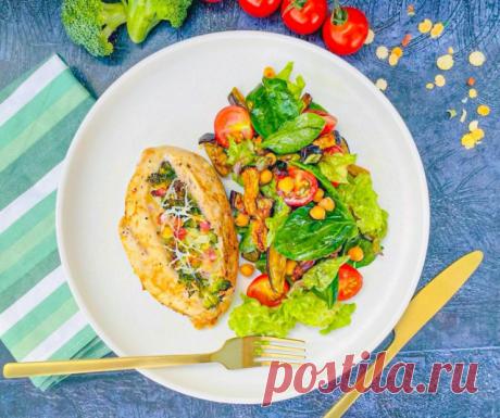 Кармашки из куриной грудки с начинкой брокколи и моцарелла рецепт с фото пошагово - 1000.menu