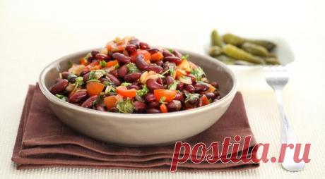 Лобио 

Ингредиенты: 
1)Стручковая фасоль замороженная 500 гр., белка 10 гр., жира 1 гр., углеводов 18 гр., 120 ккал 
2)Кинза 50 гр., белка 1 гр., жира 0,3 гр., углеводов 1 гр., 11,5 ккал 
Показать полностью…