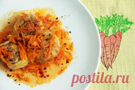 ГРУЗИНЧИКИ !!!  **Это мясные розочки -рулетики вначале обжарь в раст/масле, а затем туши в томат/ соусе с морковью. В начинку можно добавить и грибы, и болг/перец, и кабачки. *Блюдо на Праздник!