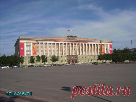 ГОСПОДИН ВЕЛИКИЙ НОВГОРОД
лариса смирнова(гуляева)