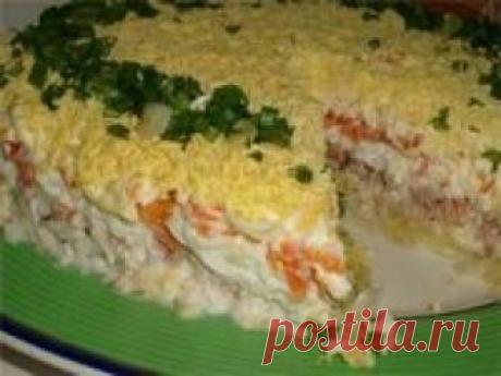 Салат слоеный с яблоками