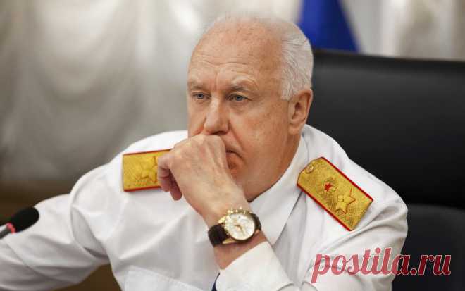 Бастрыкин заинтересовался делами о «частной тюрьме» и избиении сына Пьехи. Глава Следственного комитета Александр Бастрыкин взял на контроль расследования дел об избиении сына певца Стаса Пьехи и о бункере, похожем на частную тюрьму, в Ленинградской области, сообщило Главное управление ведомства.