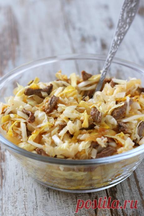 Салат из капусты с мясом и яичными блинчиками - На этой кухне многие ели. Некоторые до сих пор живы