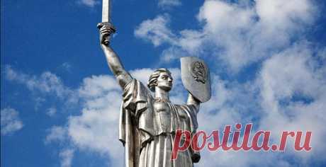 Как выглядят знаменитые статуи изнутри