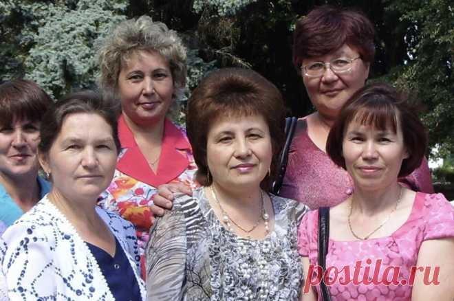 «Ненавидела детей». Бабушка-учительница, задушившая внука, была чудовищем. На два месяца отправили под арест бабушку, убившую родного внука-второклассника. Оставшись наедине с ребенком, она задушила его и сбежала на дачу. Что стало поводом для расправы бывшей учительницы над малышом — в материале aif.ru.