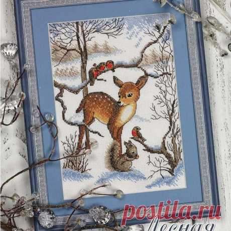 ❄Новогодний парад❄

А эта схема была одной из первых, нарисованных мной для журнала "Все о рукоделии". Вот уже несколько лет мы с ними сотрудничаем, но эта работа одна из самых любимых для них. Такая она уютная и снежно-зимняя 💖 "Зимняя сказка" 
83х120 кр., 16 цветов ДМС
Крест, полукрест, бэкстич, фрузелки.
Стоимость 150 руб. Можно приобрести, написав мне в директ. 
Все мои схемы по тегу #anna_petunova_patterns . Больше работ по тегу#аннапетунова /#crossstitchland 
#вышив...