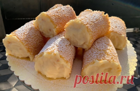 Бабушка научила. Рецепт быстрого и вкусного десерта Нежные и мягкие пирожные просто тают во рту, крем получается идеальной консистенции. Для приготовления вам потребуются такие ингредиенты: яйца, 4 шт; сахар, 140 г; ванилин, 1 пакетик; молоко, мука и растительное масло по 8 ст.л; разрыхлитель, 1 пакетик. Для приготовления крема необходимо: молоко, 400 мл; желток, 1 шт; сахар, 50 г; цедра 1 лимона; крахмал […]