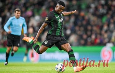 Футболист "Краснодара" Кордоба обвинил в расизме игрока ЦСКА Вильягру. "Краснодар" в воскресенье обыграл ЦСКА со счетом 3:2