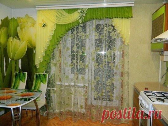 Красивые шторы придают интерьеру неповторимость и уют.