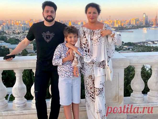 Анна Нетребко