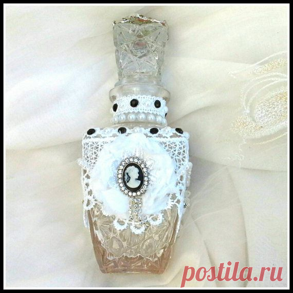 shabby chic bottle altered bottle decorative bottle by Aligri