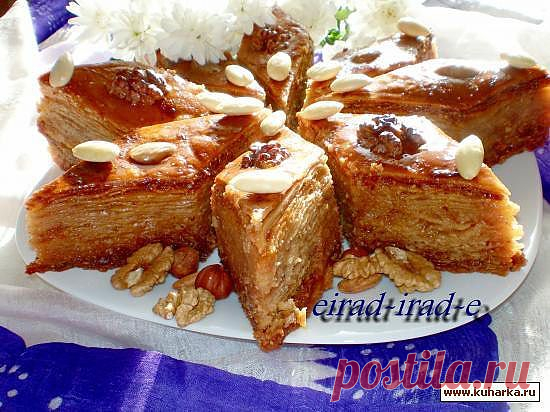Пахлава с орехами и цукатами "Ляззят".