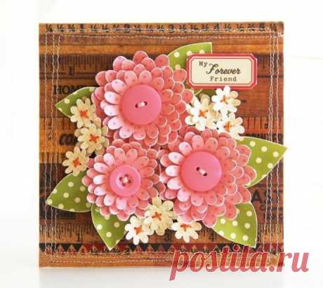 ​Цветы, созданные с помощью пуговиц