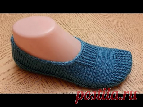 Классные  тапочки следки на двух спицах.