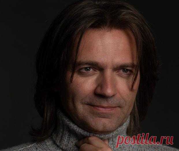 Дмитрий Маликов повел сына кормить лебедей и уточек – знакомство Марка с природой