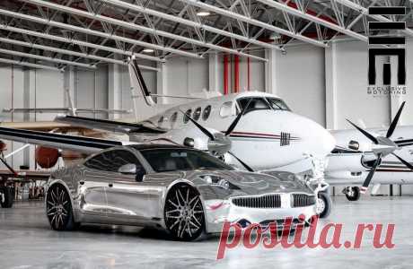 Fisker Karma.