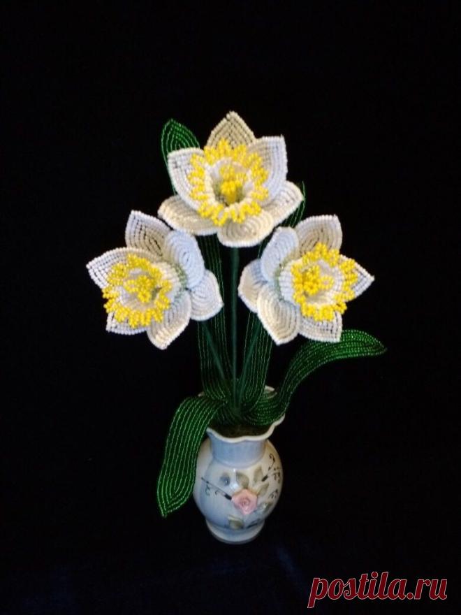 Нарциссы из бисера — Сделай сам, идеи для творчества - DIY Ideas