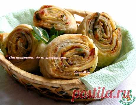 Томатно-чесночные слоеные булочки – кулинарный рецепт