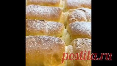 Булочки с начинкой из корицы с сахаром  Очень вкусные и мягкие, а ромат какой

 Ингредиенты:
250 мл молока тёплой- 11 г сухих дрожжей
60 г слив масло растопить
Показать ещё