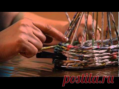 &quot;Ручная работа&quot; плетение из газеты (14.08.2013) - YouTube
