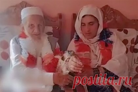 110-летний отец 12 детей женился в четвертый раз. В Пакистане 110-летний долгожитель женился на 55-летней женщине. Свадьба, наделавшая много шума среди местных жителей, состоялась в округе Мансехра провинции Хайбер-Пахтунхва. Абдул Ханан Свати, являющийся отцом 12 детей, женился на женщине из округа Баттаграм. На церемонии присутствовали его дети.