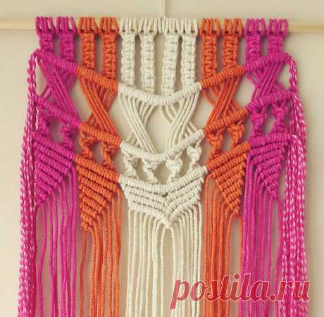 Bright Macrame wall hanging. от BOTANICAhome на Etsy