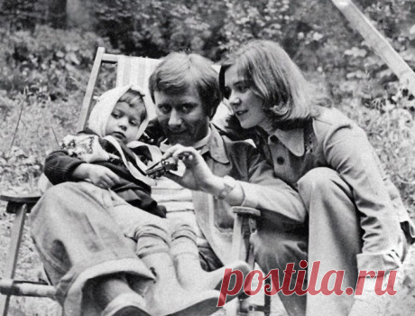 Андрей Миронов, Лариса Голубкина и Маша  Голубуина